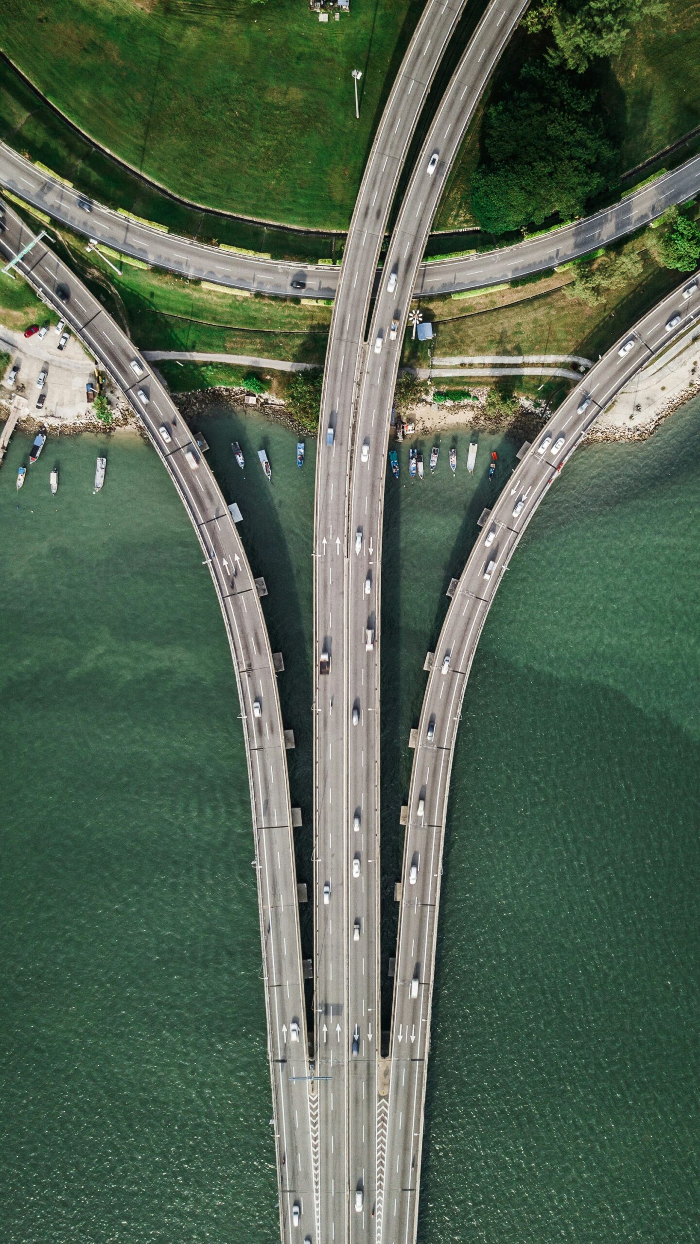 fahrul azmi zn4mtlhkhn4 unsplash (1)